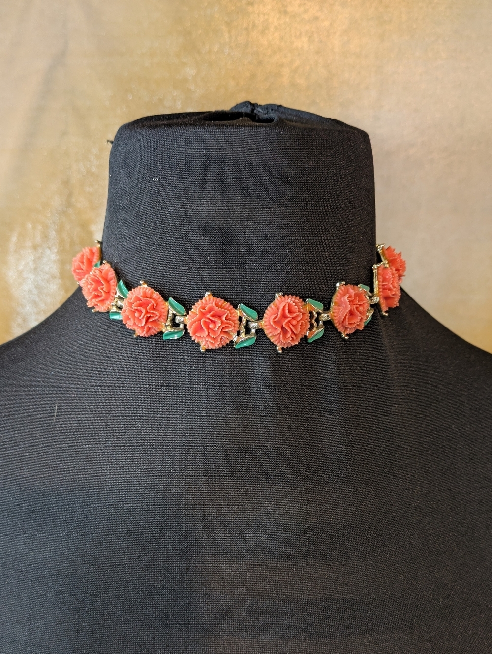 Vintage Floral Choker Necklace